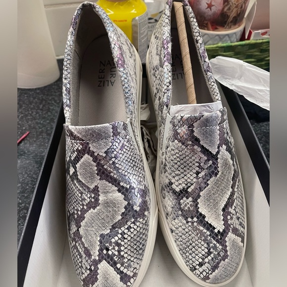 womens shoes - Picture 1 of 2